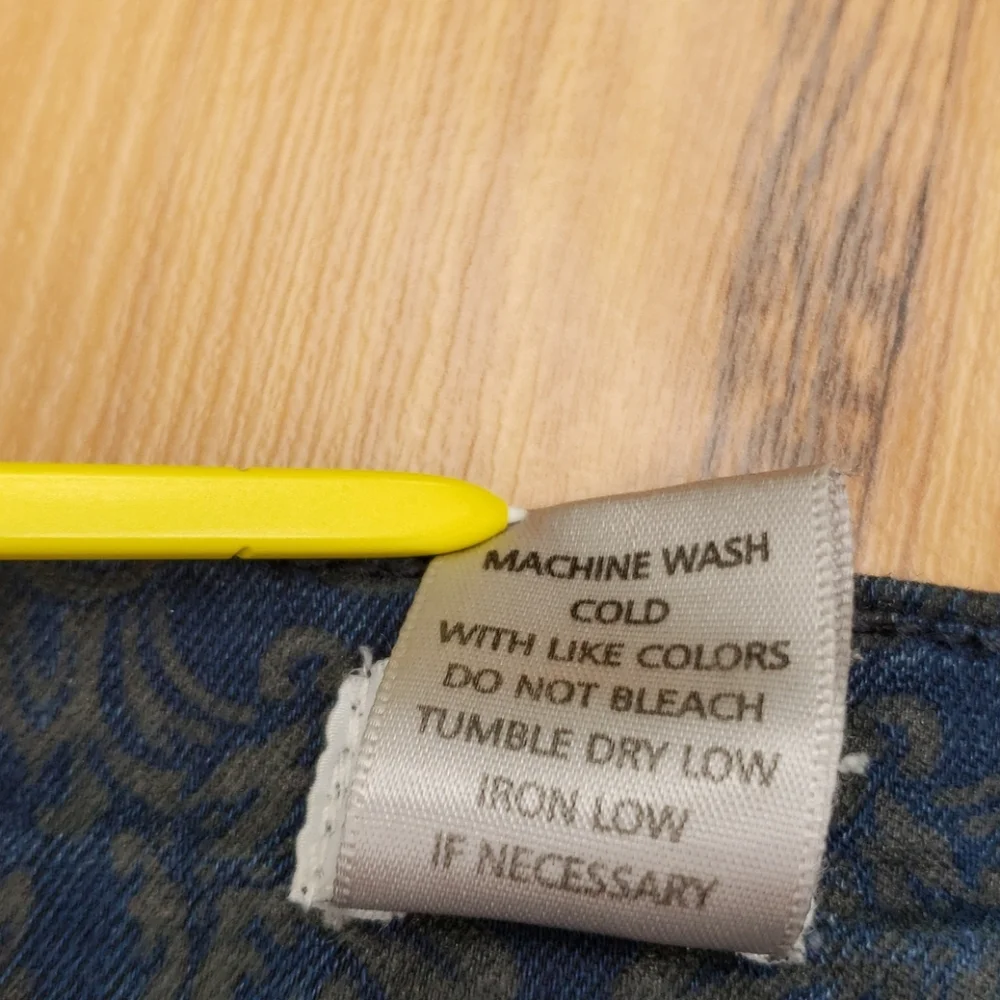 Cache Gold Damask Print Jeans Size 4